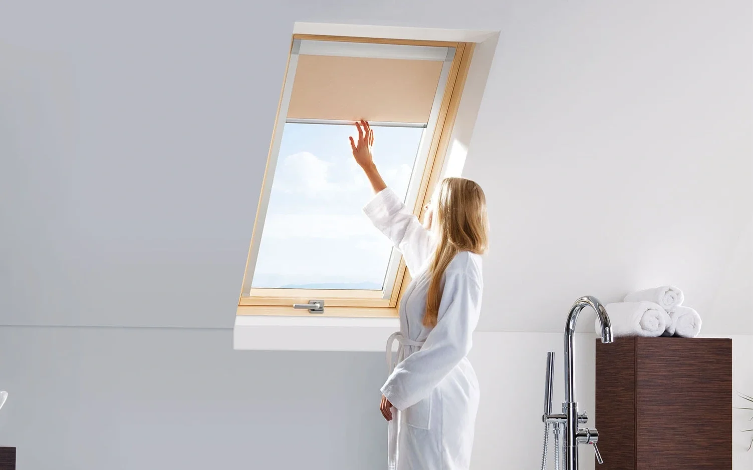 Winstar dakraam met rolgordijn