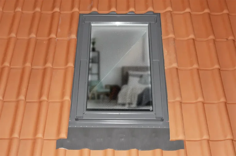 Kun je lek glas van een dakraam vervangen?